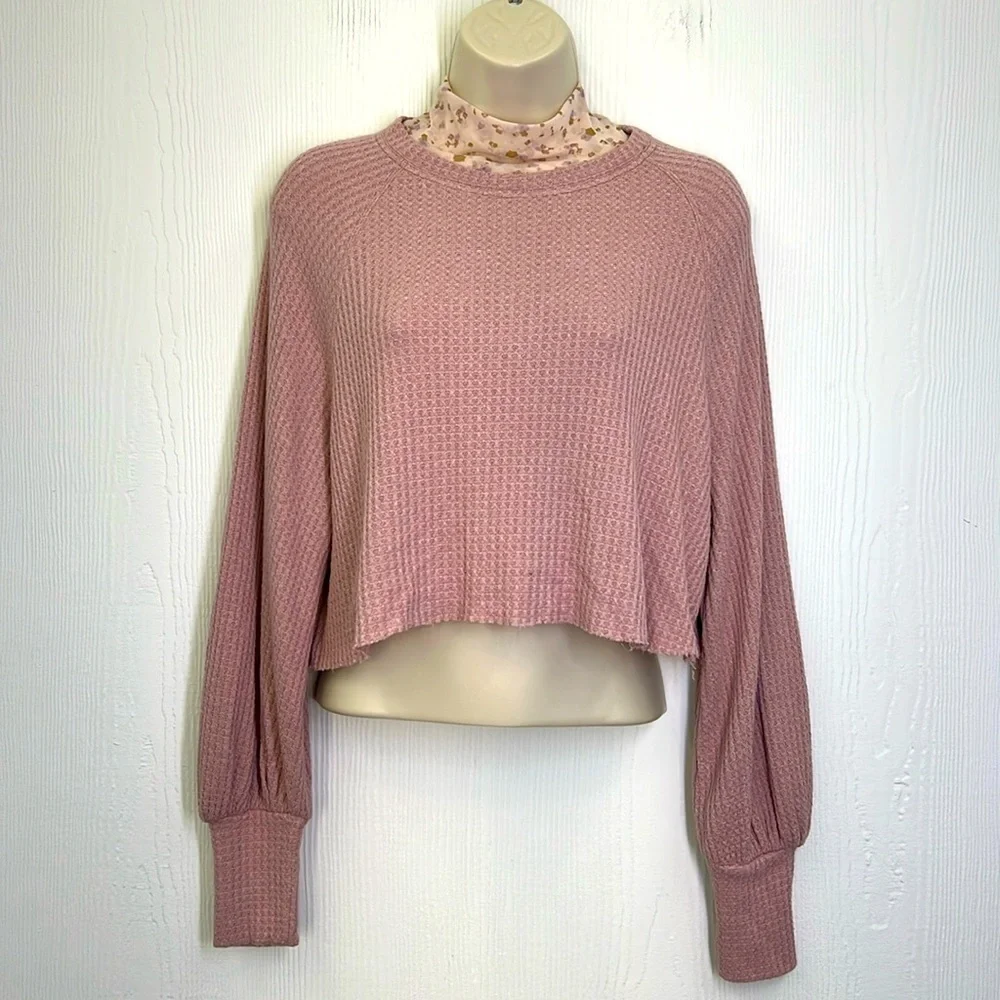 Free People - Light Pink Floral MockNeck Waffle Long Sleeve Crop Top Size XS